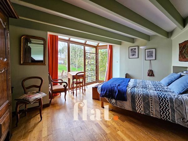 pont saint martin - centre ville - maison de 122 m2 - 2 chambres + 1 mezzanine, - vue sur la nature - stationn