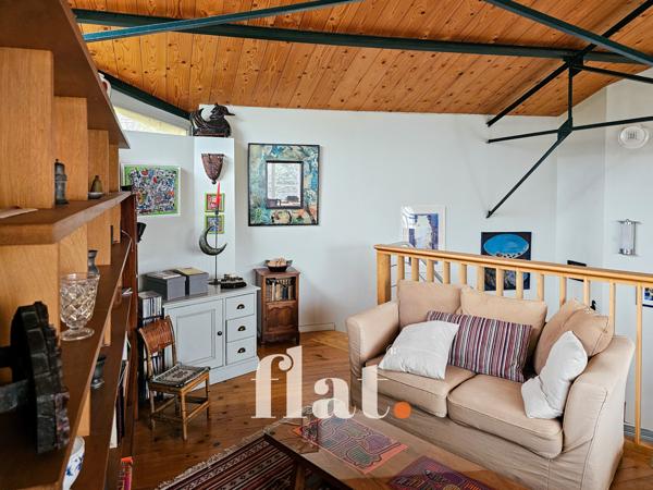 pont saint martin - centre ville - maison de 122 m2 - 2 chambres + 1 mezzanine, - vue sur la nature - stationn