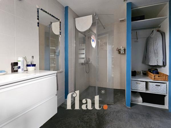 pont saint martin - centre ville - maison de 122 m2 - 2 chambres + 1 mezzanine, - vue sur la nature - stationn