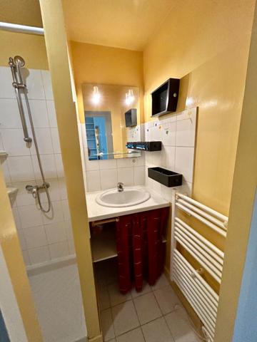 NIORT MAISON DE VILLE 2 CHAMBRES ACTUELLEMENT LOUEE, Niort 79000