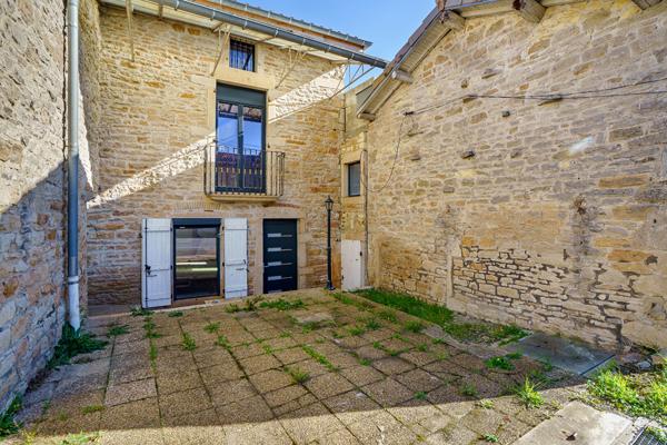 Maison 1 pièce 180 m2