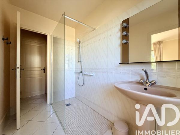 Maison à vendre 6 pièces 152,5 m² Saint-Léonard-de-Noblat