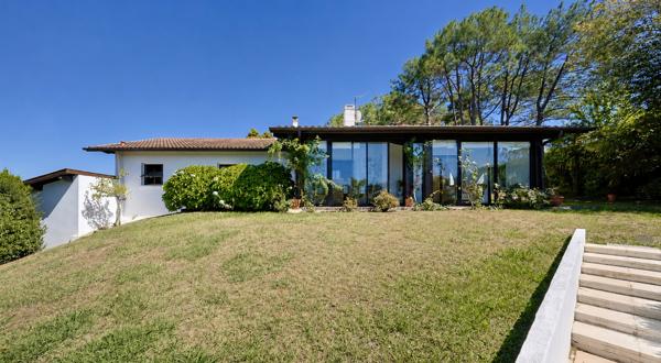 Architecture contemporaine - 1980 - A. SOUSSAN - Bassussarry
