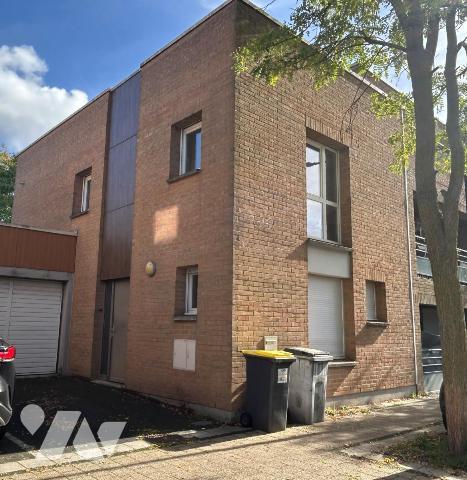 Maison 3 chambres avec garage et jardin