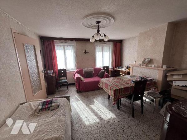 Maison de ville 91 m² avec jardin, dépendance et grenier aménageable

En exclusivité, découvr...