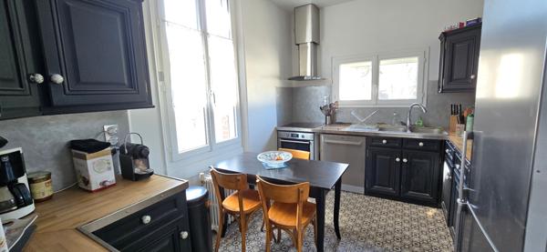 AGGLO FILIBUS CHARTRES RECHERCHÉE : Trés belle maison des années 30