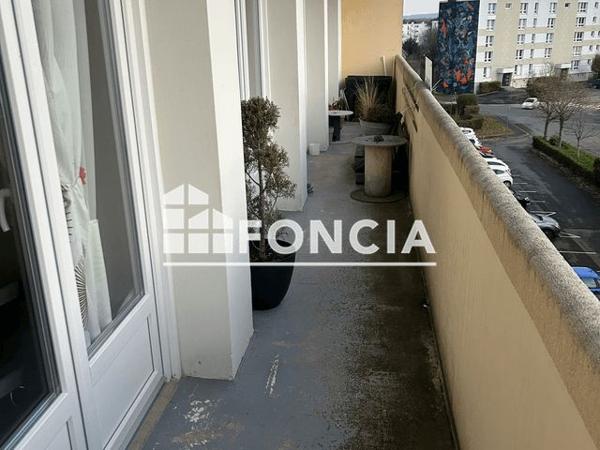 Location Appartement 4 pièces 76.84 m² - 1 A 7 RUE PIERRE CURTIL Laon 02000