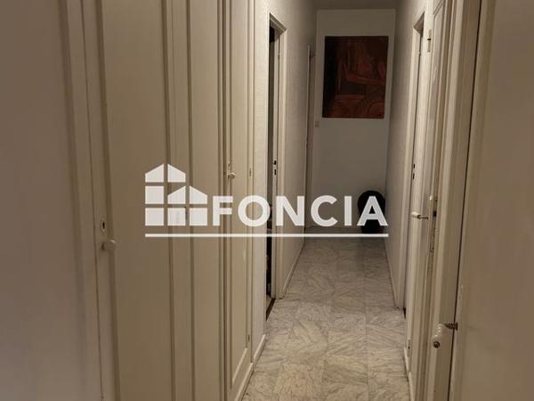 Location Appartement 4 pièces 76.84 m² - 1 A 7 RUE PIERRE CURTIL Laon 02000