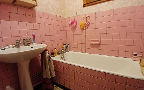 Maison à vendre    6 pièces • 130 m2 Saales