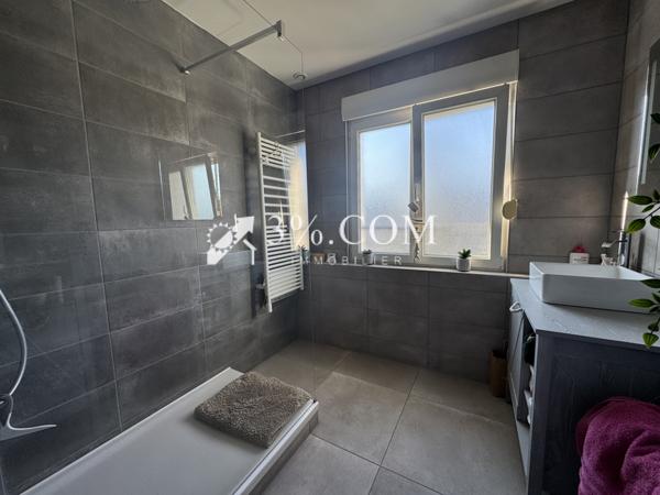 Maison 6 pièce(s) 4 chambre(s) 92 m²