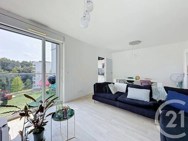 Appartement F3 à vendre  3 pièces - 63 m 2   RENNES  - 35