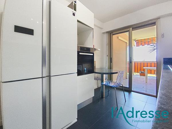 4p 104 m² + terrasse, vue mer, garage et cave