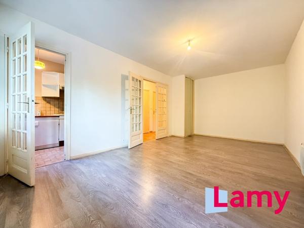 Appartement + cave + stationnement