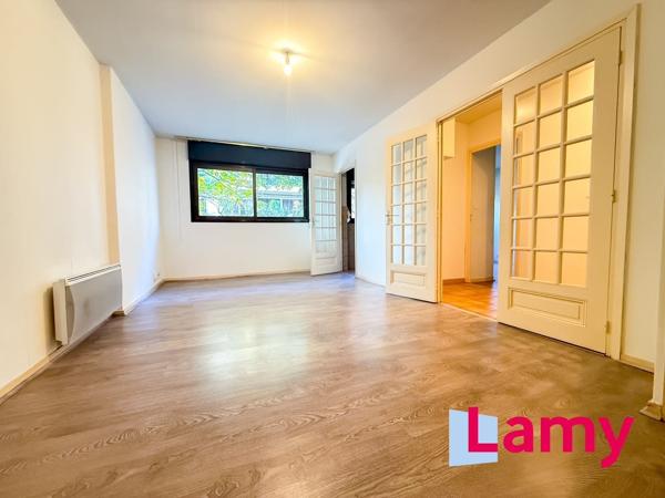 Appartement + cave + stationnement