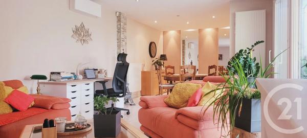 Maison à vendre  11 pièces - 229,91 m 2   BISCHHEIM  - 67