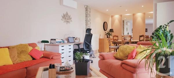 Maison à vendre  11 pièces - 229,91 m 2   BISCHHEIM  - 67