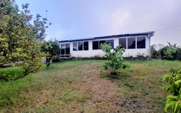 Maison à vendre    4 pièces •  Le Tampon