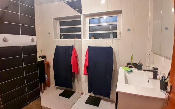 Maison à vendre    4 pièces •  Le Tampon