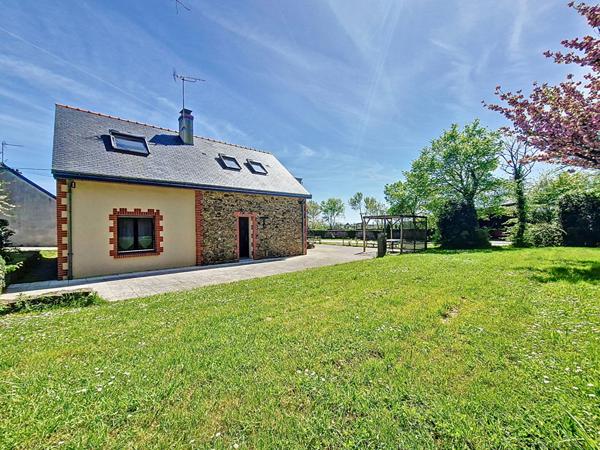 Maison à vendre à Saint Herblon, longère en pierres, campagne, 4 chambres, jardin arboré