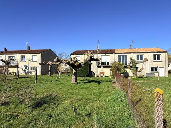 ST MARIENS MAISON AVEC DEUX CHAMBRES Saint-Mariens (33620)