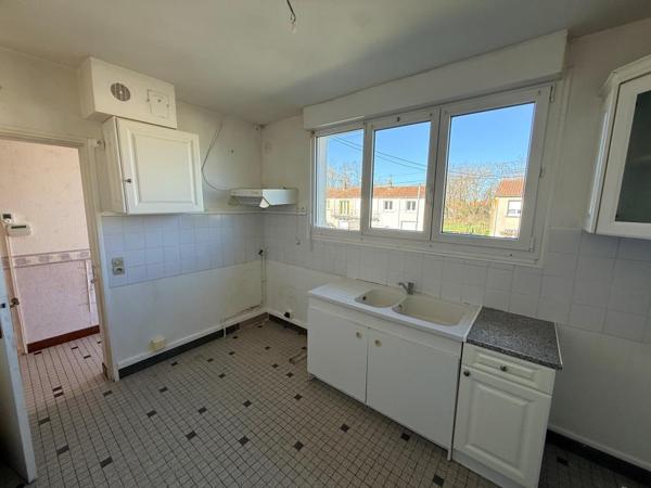 ST MARIENS MAISON AVEC DEUX CHAMBRES Saint-Mariens (33620)