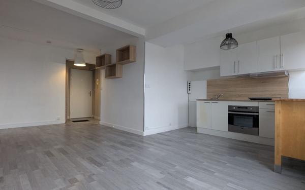 Appartement à louer    3 pièces • 52,40 m2 Dijon
