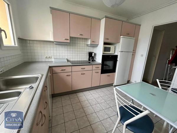 Appartement à louer 4 pièces 77.26m² Le Mans (72000)
