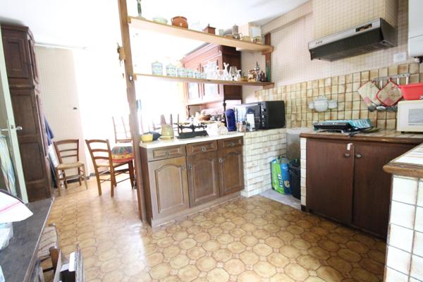Saint-Sernin-sur-Rance (12380) MAISON DE VILLAGE 76m² – TERRASSE ET CAVE - SAINT-SERNIN-SUR-RANCE