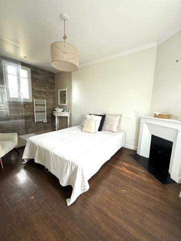 Magnifique Meulière de 4 pièces!!!!