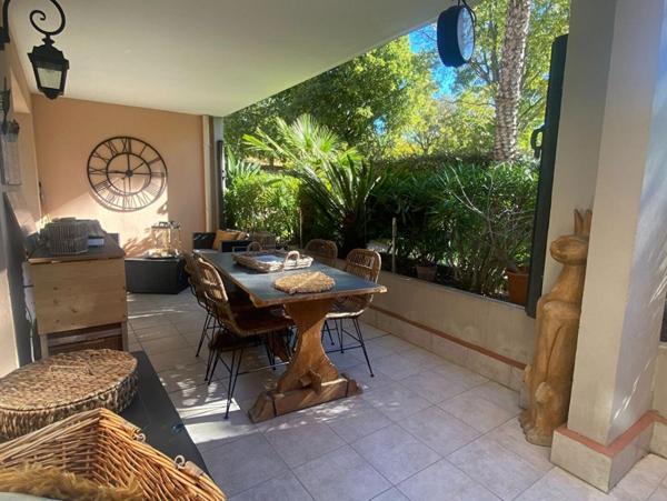 Appartement 3 pièces avec garage et pl parking privée