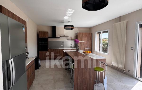 Maison de 250 m²