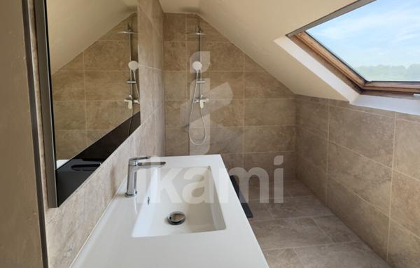 Maison de 250 m²