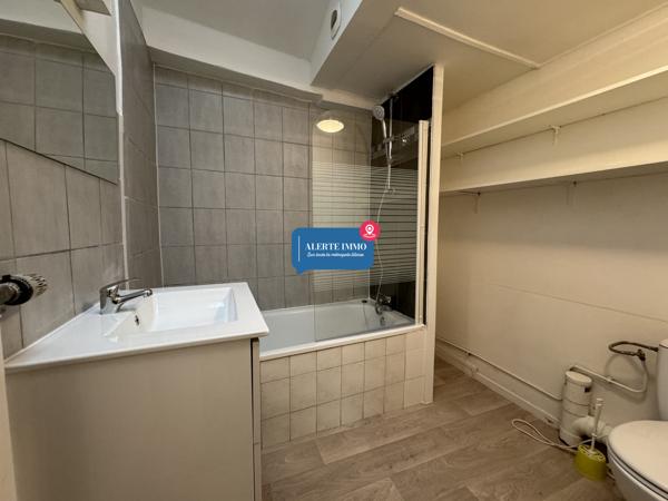 VIEUX-LILLE: location T5 duplex de 122 m2 renové avec jardin + 1 place de stationnement et 1 cave