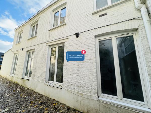 VIEUX-LILLE: location T5 duplex de 122 m2 renové avec jardin + 1 place de stationnement et 1 cave
