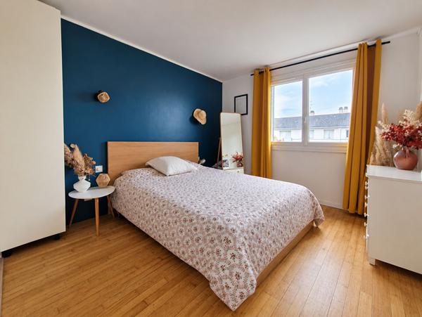 appartement T4, 70m², dernier étage