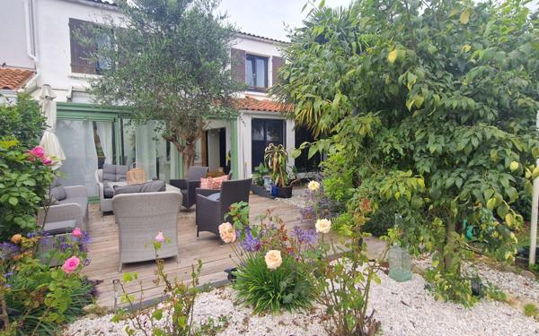 Maison à vendre    6 pièces • 112,20 m2 La Rochelle