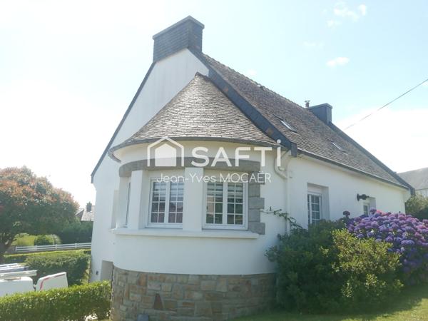CHATEAUNEUF DU FAOU (29520), Superbe Néo-Bretonne restaurée récemment, en situation privilégiée