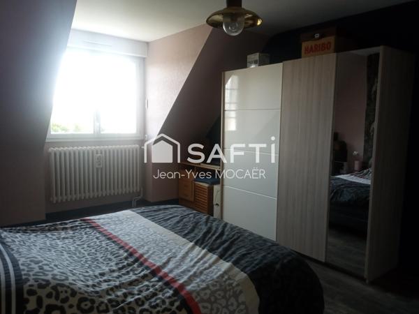 CHATEAUNEUF DU FAOU (29520), Superbe Néo-Bretonne restaurée récemment, en situation privilégiée