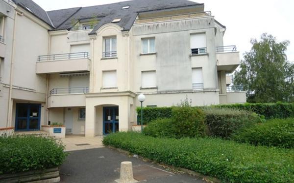 Appartement à louer    1 pièce • 25,43 m2 Saint-Cyr-sur-Loire