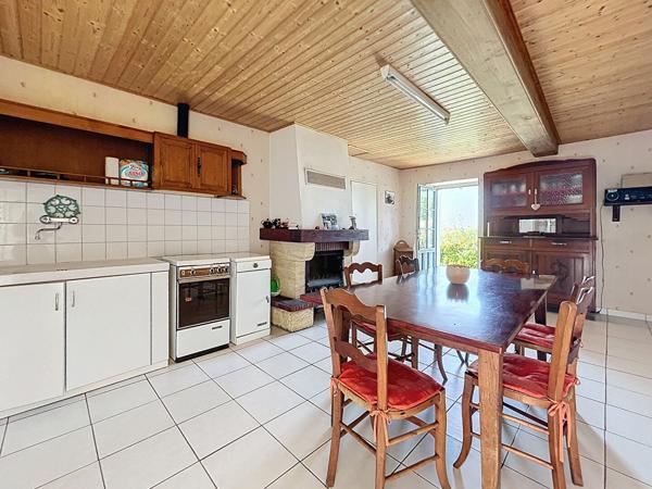 TRES RARE- Maison sur site d'exception à Bouin