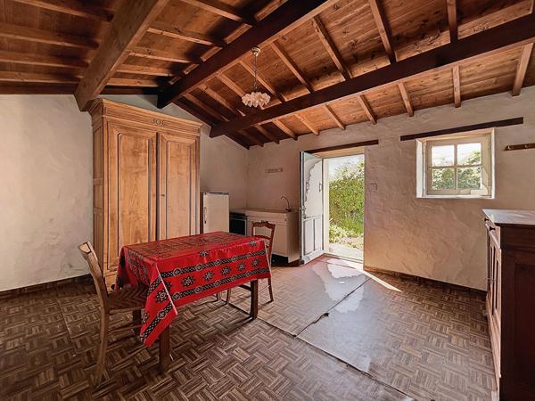 TRES RARE- Maison sur site d'exception à Bouin