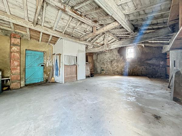 TRES RARE- Maison sur site d'exception à Bouin