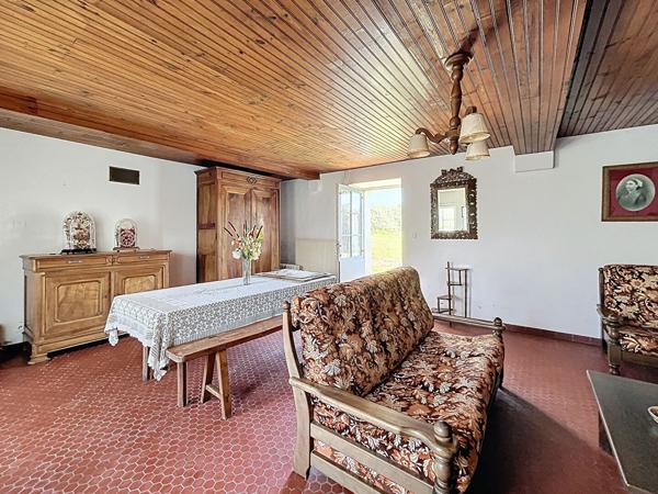 TRES RARE- Maison sur site d'exception à Bouin