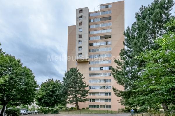 Appartement 4 pièces + place de parking - MONTIGNY