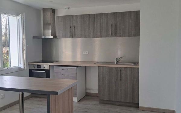 Maison à louer    4 pièces • 92 m2 Saint-Germain-des-Prés