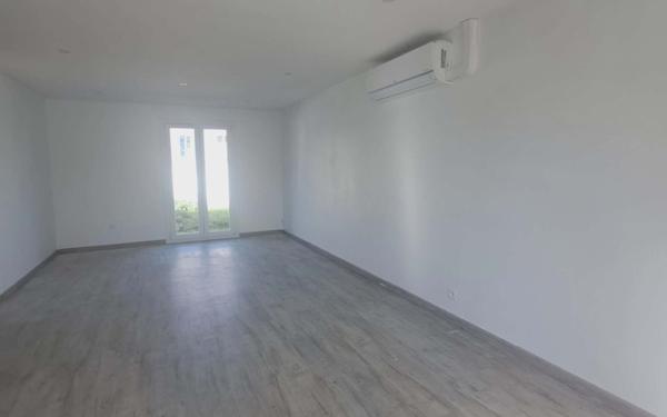 Maison à louer    4 pièces • 92 m2 Saint-Germain-des-Prés