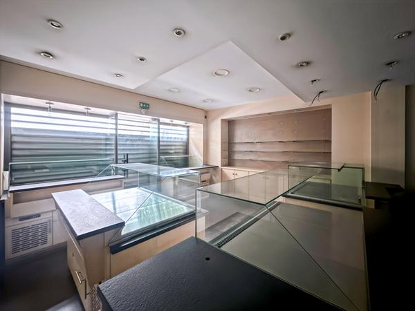 Murs commerciaux Marseille 13013 la Croix-Rouge 40 m²