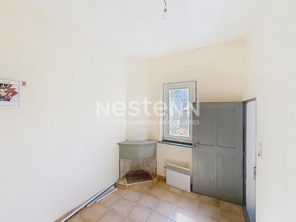 Immeuble de caractère du XVIIe siècle de 232 m² sur 4 niveaux à Sigean (11)