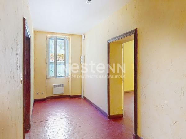 Immeuble de caractère du XVIIe siècle de 232 m² sur 4 niveaux à Sigean (11)