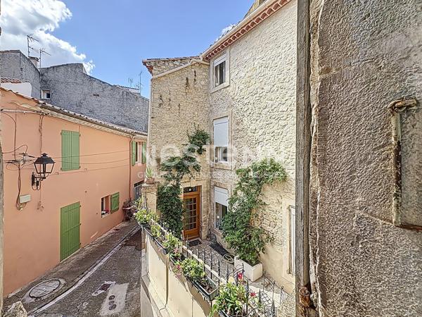 Immeuble de caractère du XVIIe siècle de 232 m² sur 4 niveaux à Sigean (11)